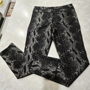 TRIBAL JEANS Women's Metallic Snakeskin Print Stretch Jeans-Black/Silver Sze 12